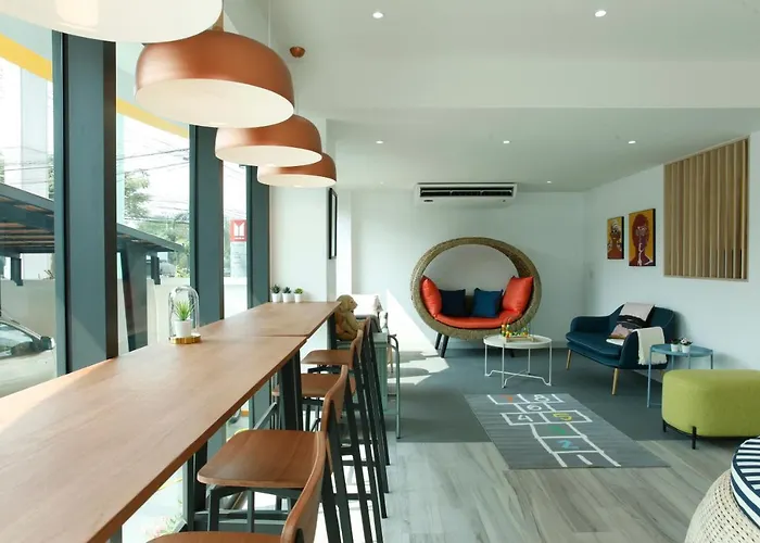 Port Canary Airport Hotel